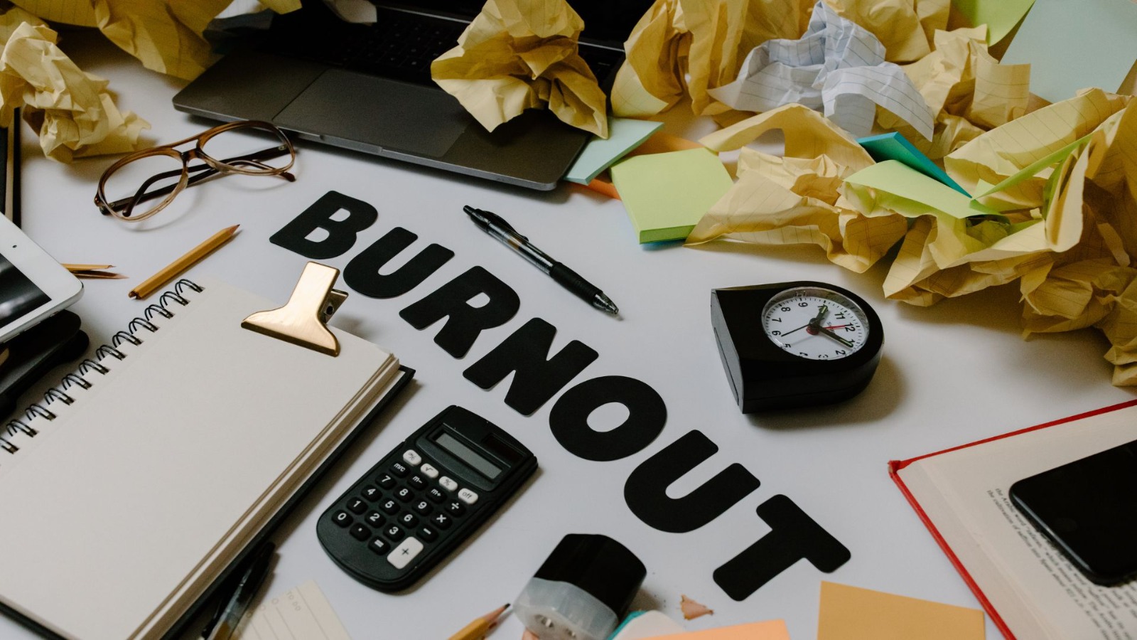 No momento você está vendo 3ª Câmara manda indenizar trabalhador acometido por Síndrome de Burnout em razão de assédio moral no ambiente de trabalho