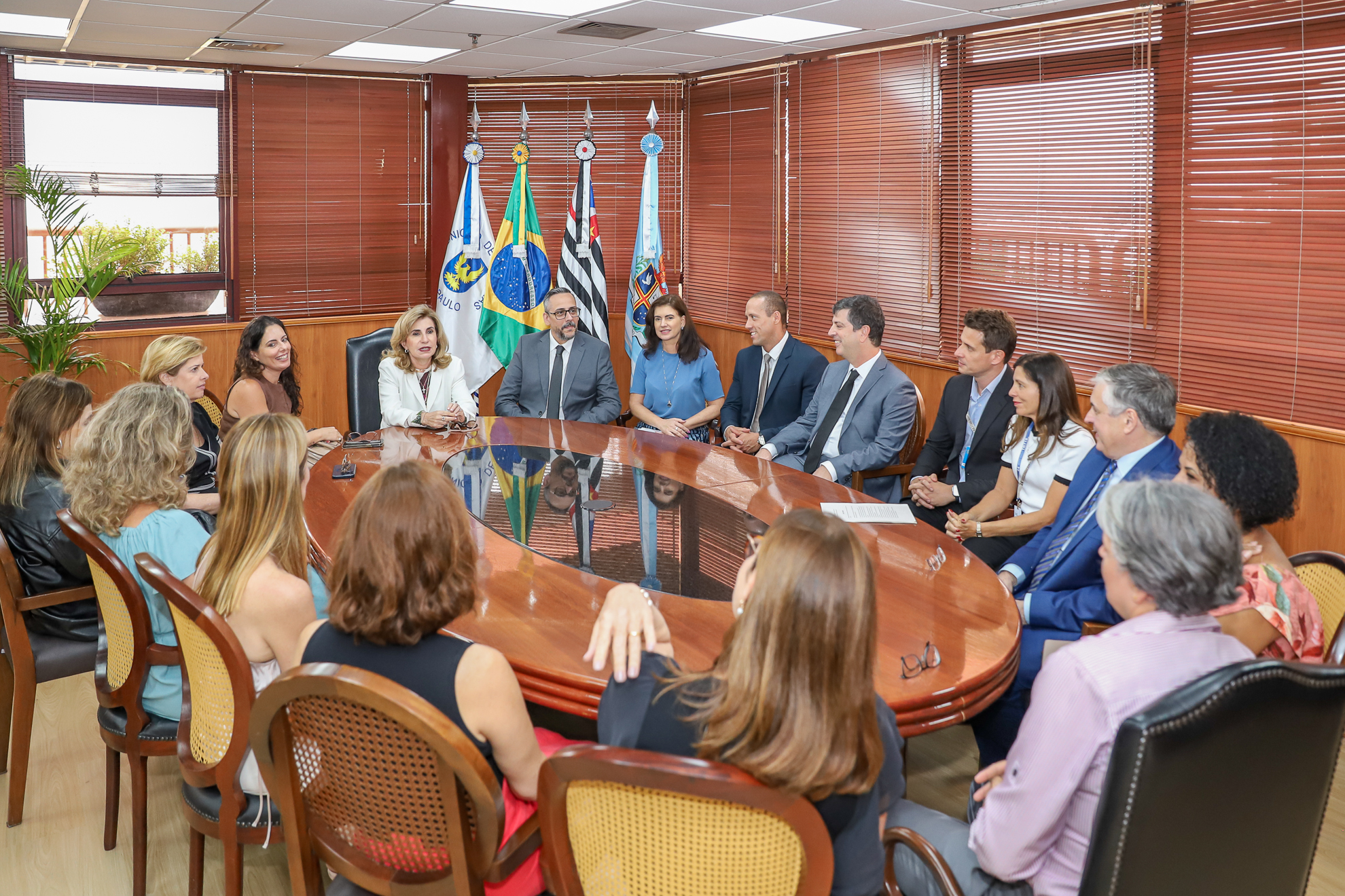 No momento você está vendo Presidência recebe visita institucional de magistrados e gestores do FT de Campinas