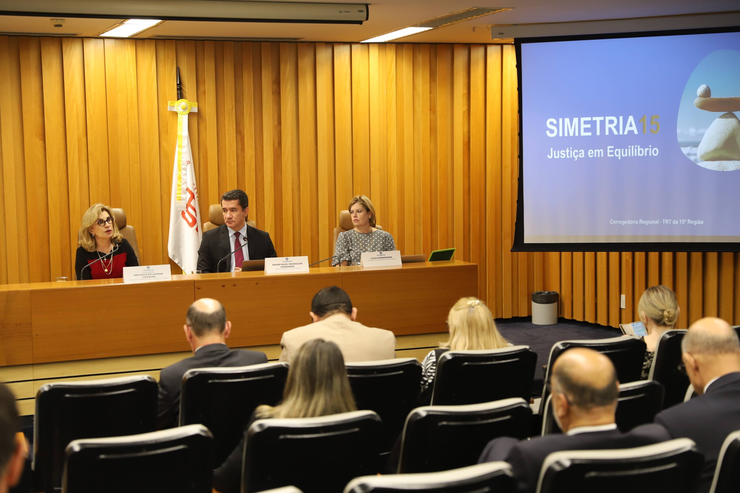 No momento você está vendo TRT-15 apresenta, no Coleprecor, projeto de equalização de trabalho no primeiro grau