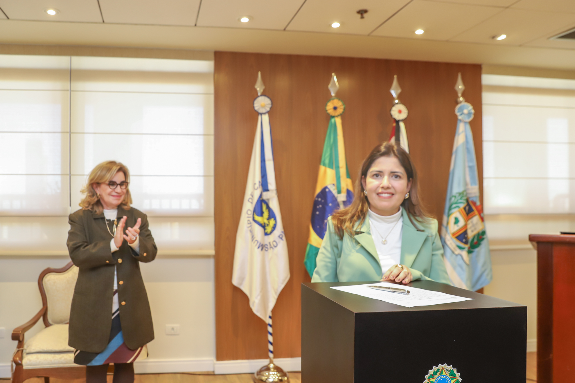 No momento você está vendo Juíza Mariângela Fonseca toma posse como titular da 2ª VT de Franca