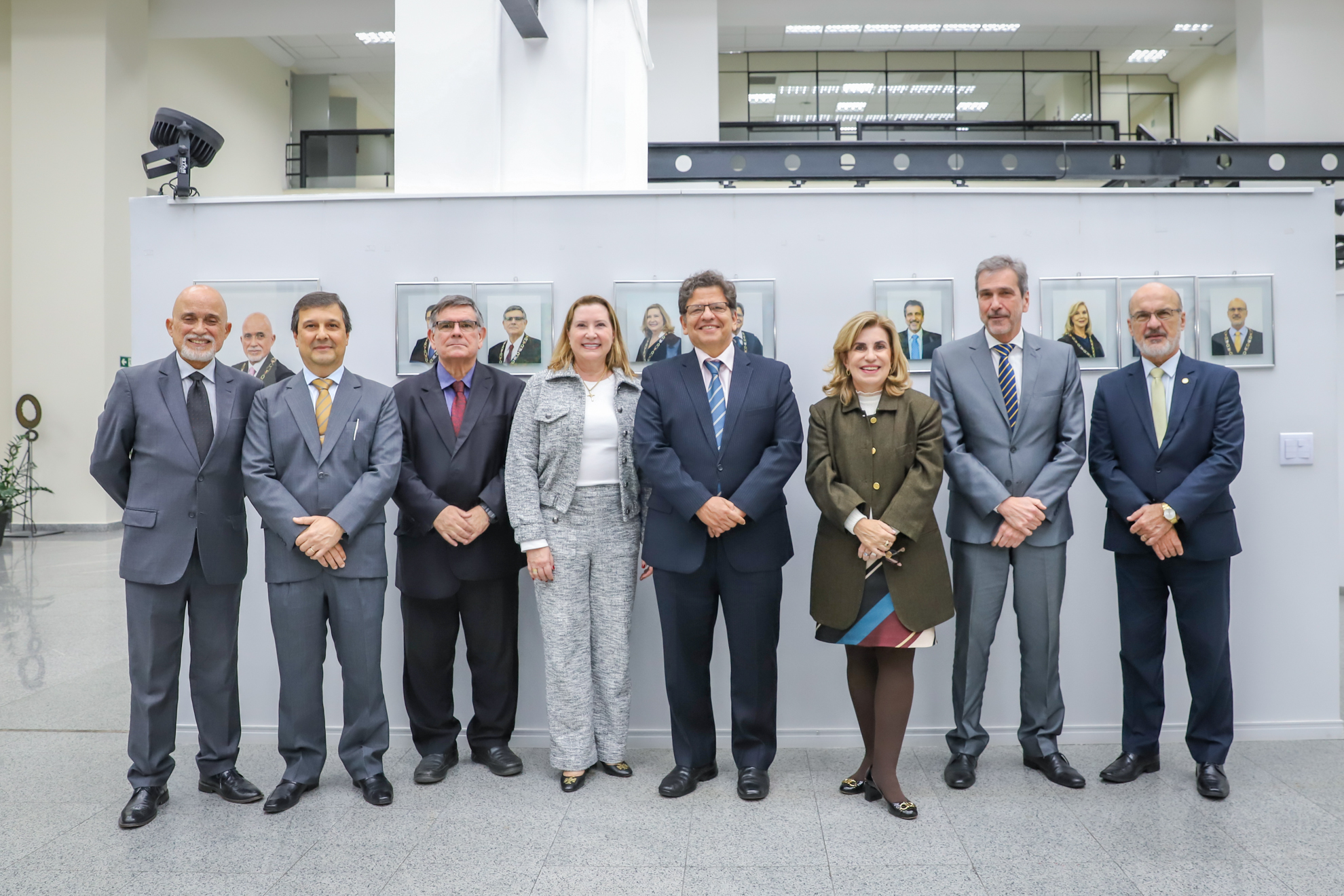 No momento você está vendo Membros da Administração 2022/2024 do TRT-15 são homenageados em galerias de retratos