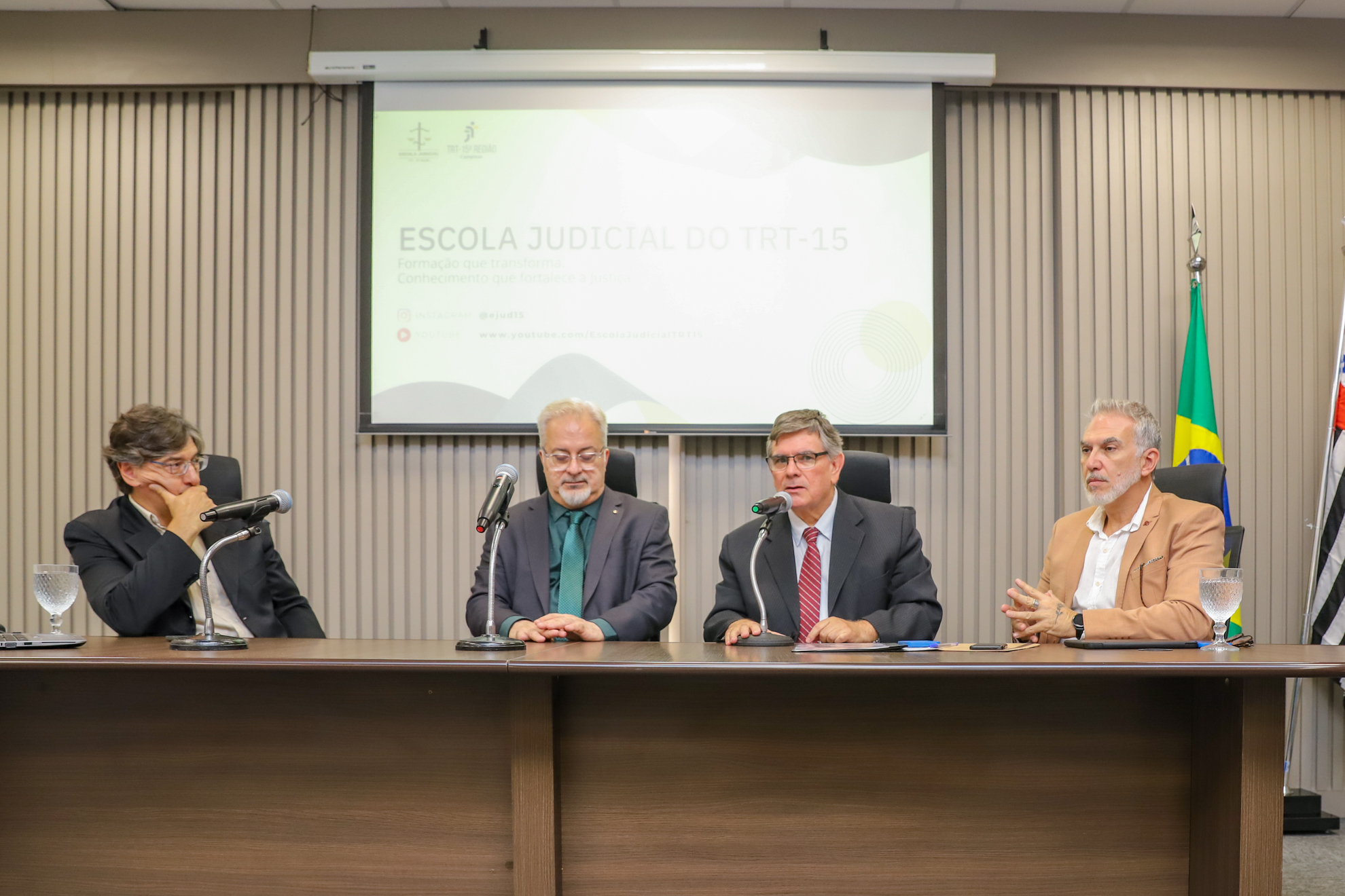 No momento você está vendo Seminário discute desafios da pejotização para a proteção social