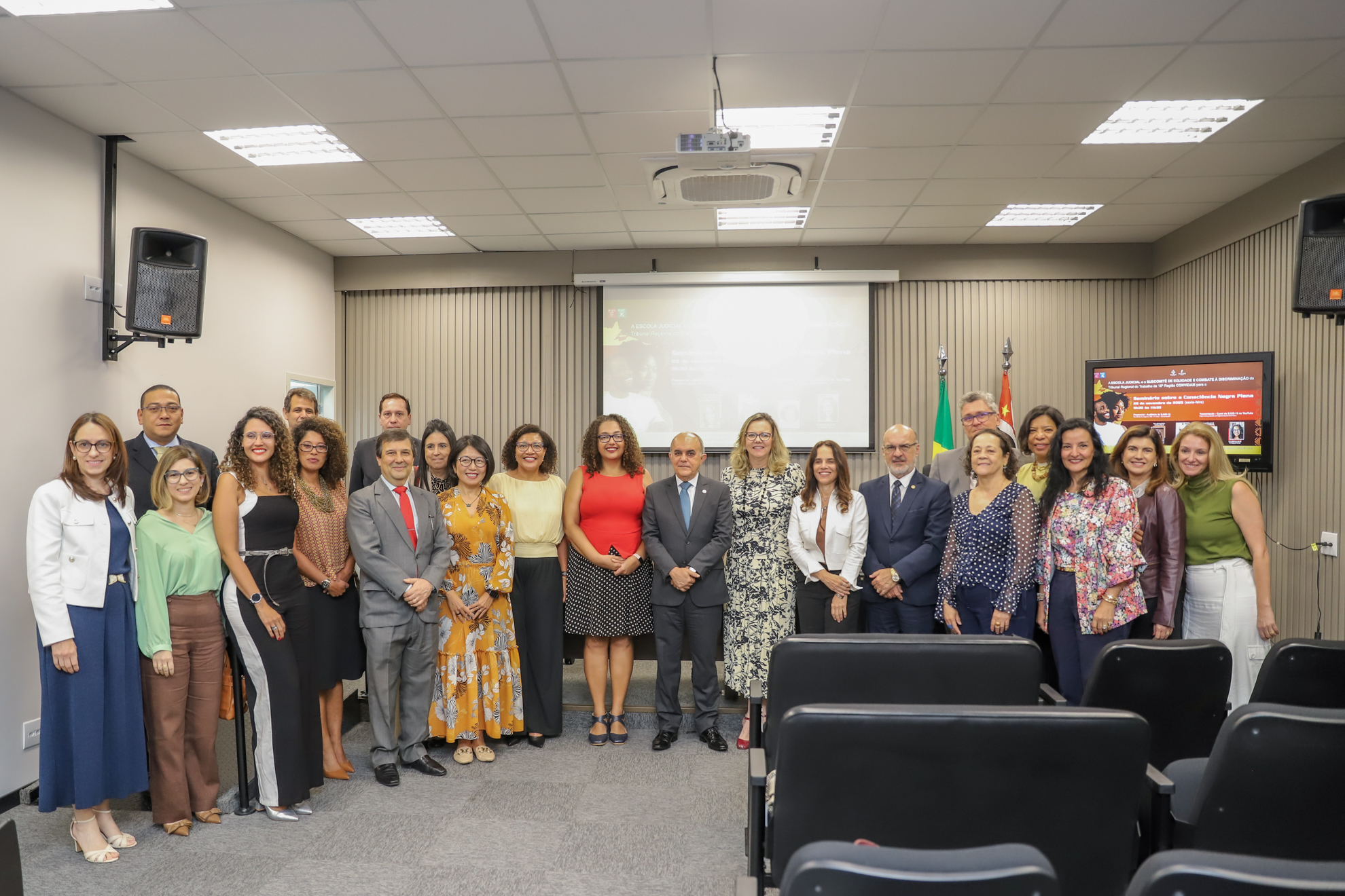 No momento você está vendo “Consciência Negra Plena” é debatida em seminário na Escola Judicial do TRT-15