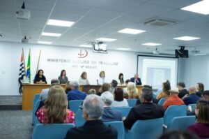 Leia mais sobre o artigo Magistrados do TRT-15 destacam força da conciliação em seminário promovido pelo MPT